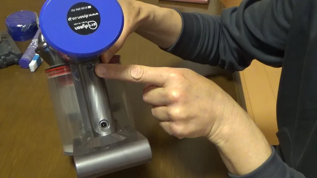 ネジの位置の画像